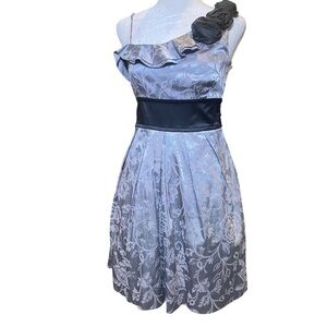 Speechless One-Shoulder Gray Black Ruffle Party, Dance Event Floral Dress size 5